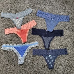 Aerie thongs NWOT